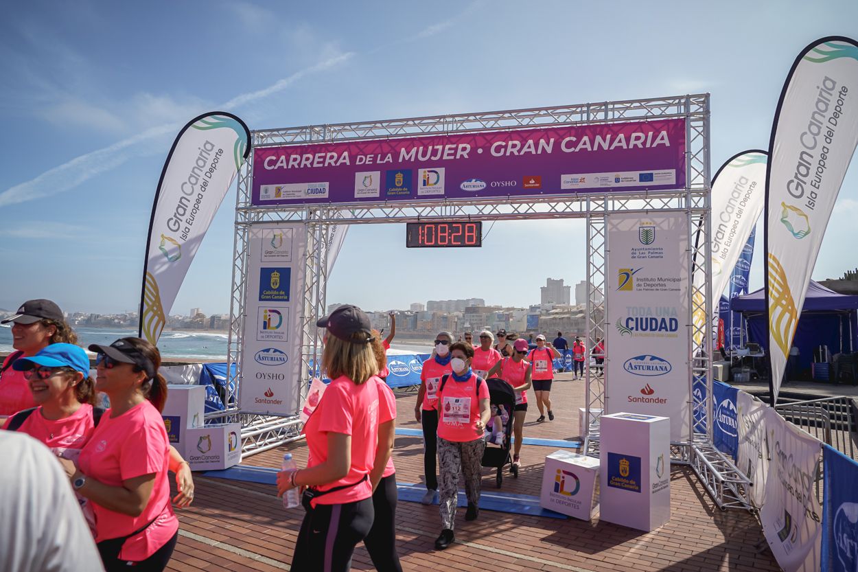 Las fotos de meta de la Carrera de la Mujer de Gran Canaria 12 07 39 15701 O