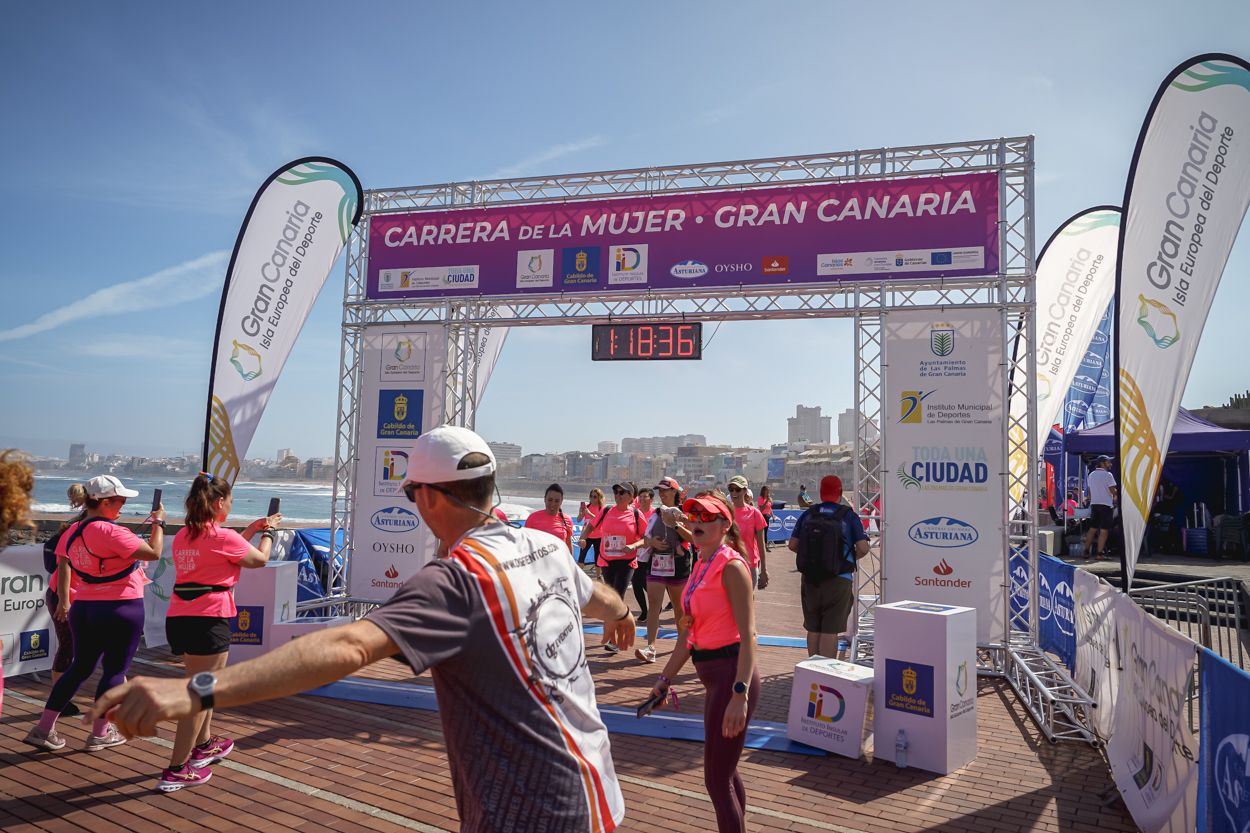Las fotos de meta de la Carrera de la Mujer de Gran Canaria 12 17 47 15701 O