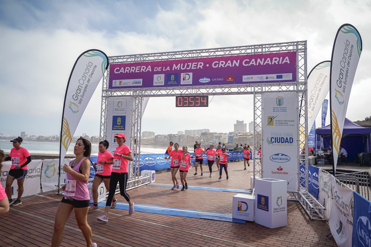 Las fotos de meta de la Carrera de la Mujer de Gran Canaria 11 34 45 15701 O