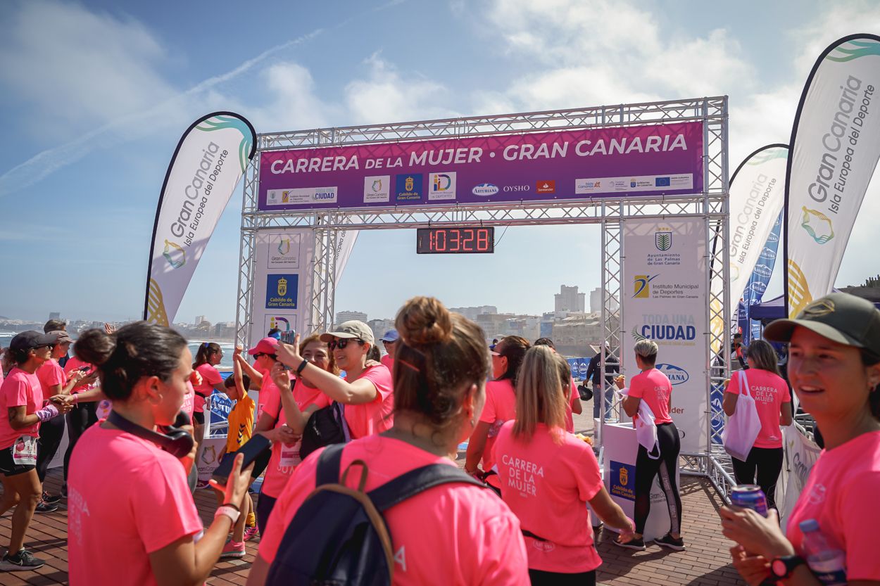 Las fotos de meta de la Carrera de la Mujer de Gran Canaria 12 02 39 15701 O