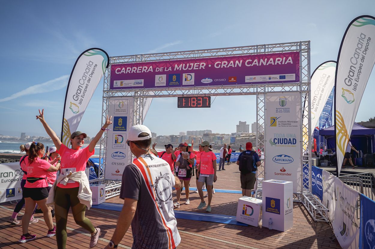 Las fotos de meta de la Carrera de la Mujer de Gran Canaria 12 17 48 15701 O