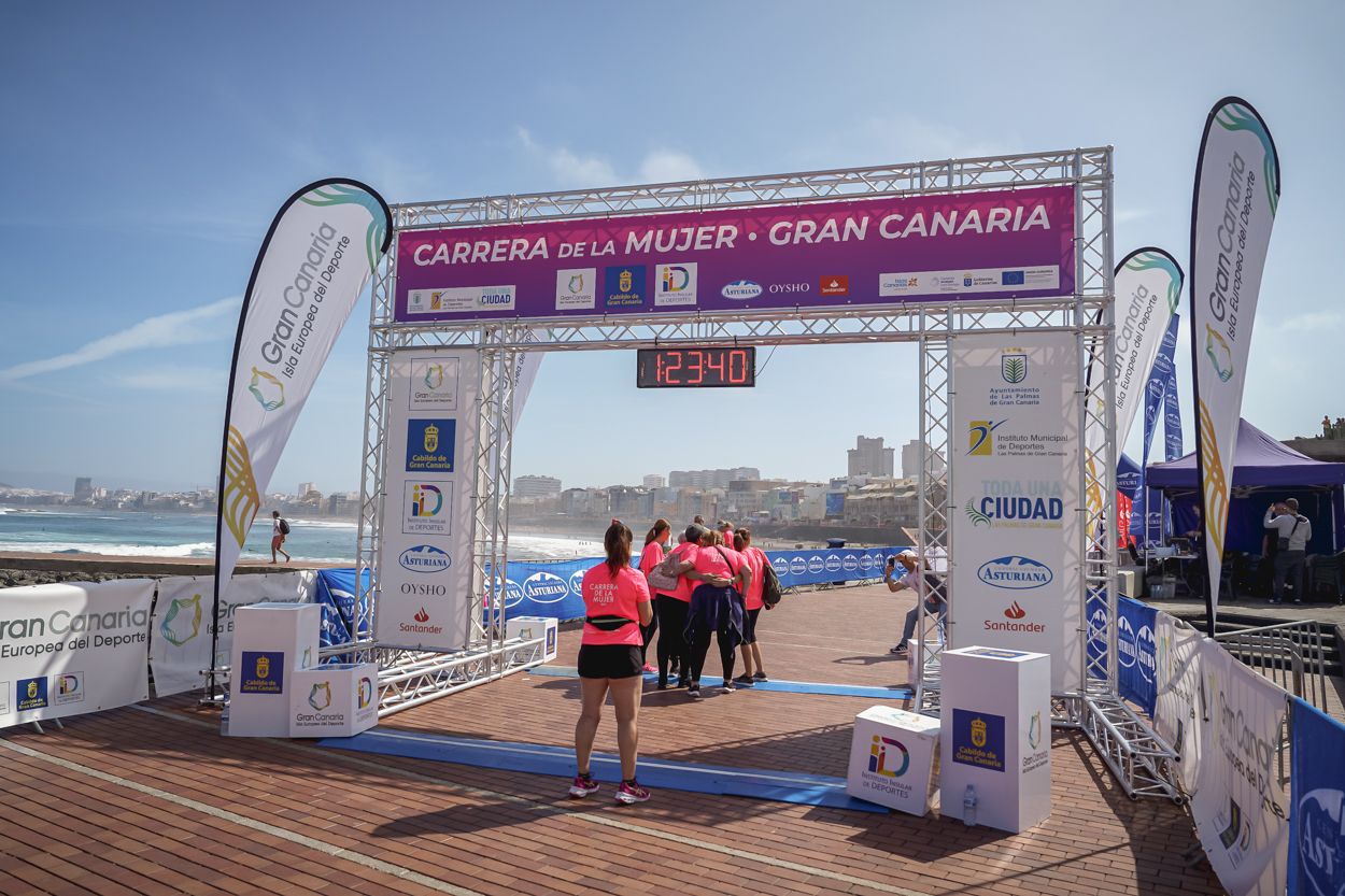 Las fotos de meta de la Carrera de la Mujer de Gran Canaria 12 22 50 15701 O