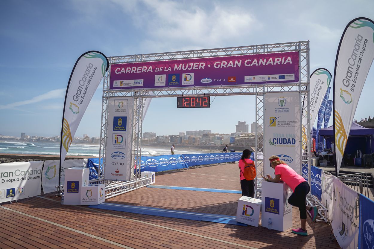 Las fotos de meta de la Carrera de la Mujer de Gran Canaria 12 27 53 15701 O
