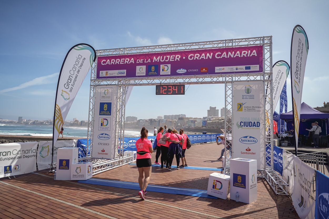 Las fotos de meta de la Carrera de la Mujer de Gran Canaria 12 22 51 15701 O