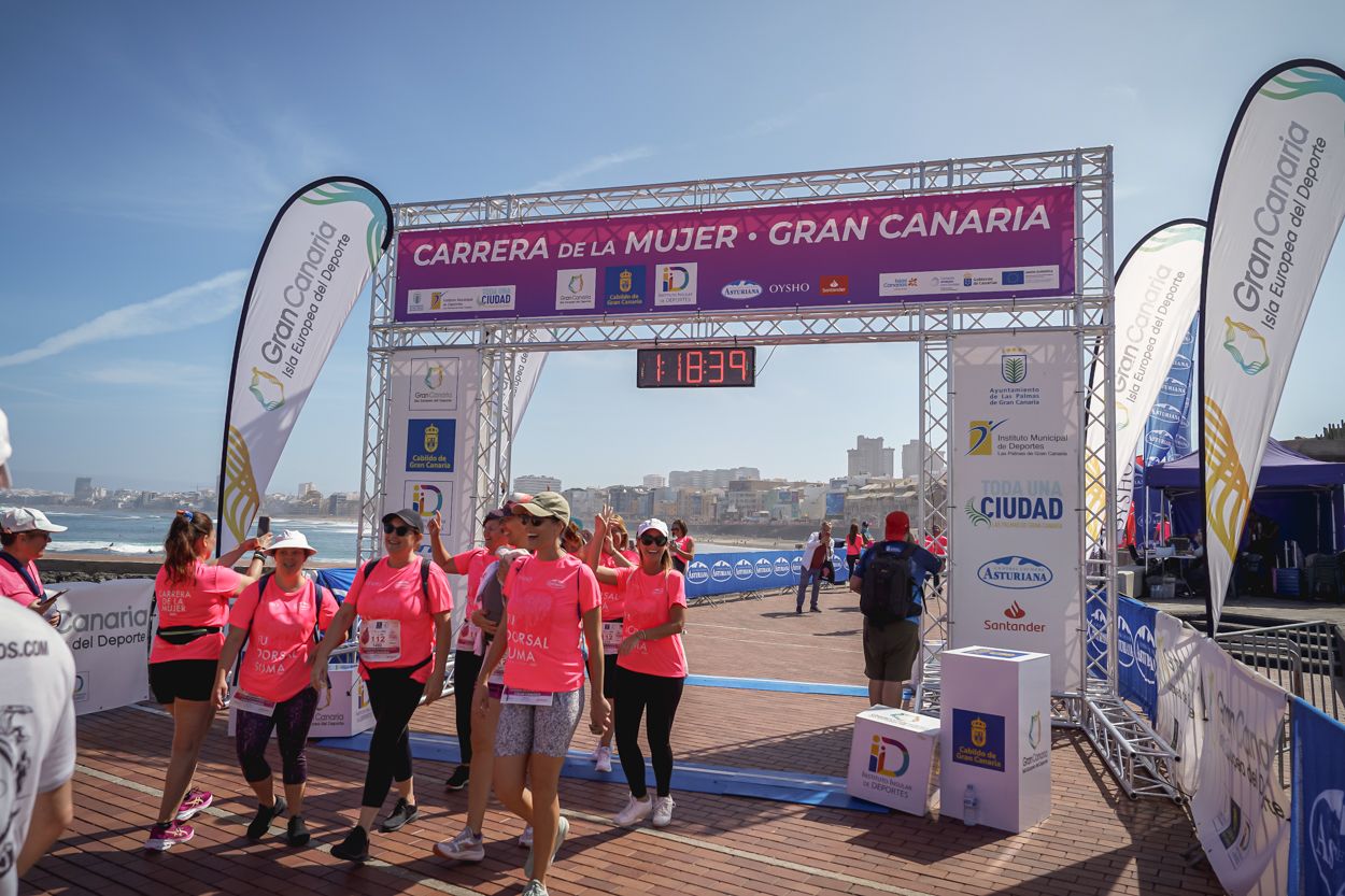 Las fotos de meta de la Carrera de la Mujer de Gran Canaria 12 17 50 15701 O