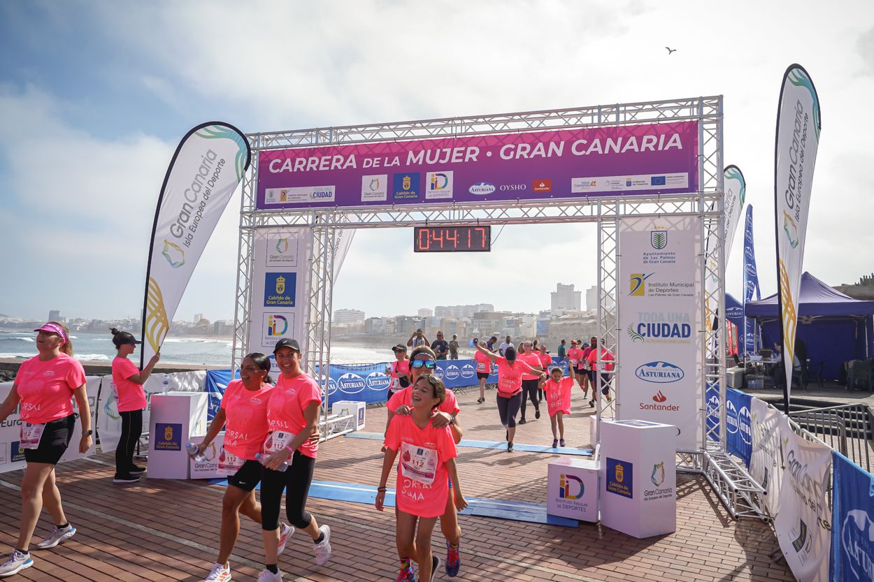 Las fotos de meta de la Carrera de la Mujer de Gran Canaria 11 43 28 15701 O