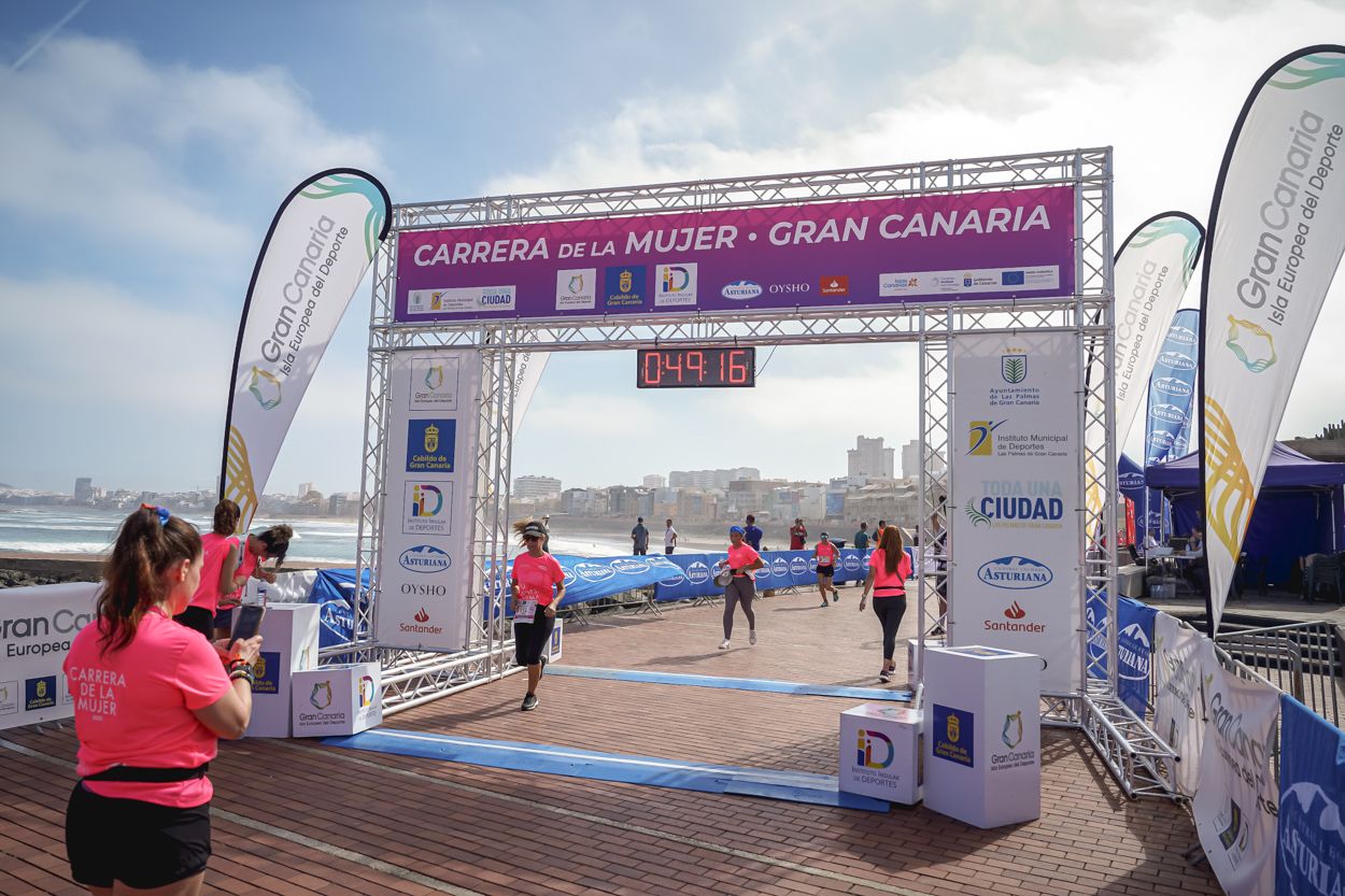 Las fotos de meta de la Carrera de la Mujer de Gran Canaria 11 48 27 15701 O
