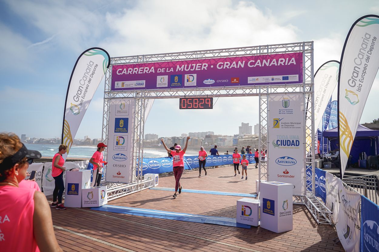 Las fotos de meta de la Carrera de la Mujer de Gran Canaria 11 57 40 15701 O
