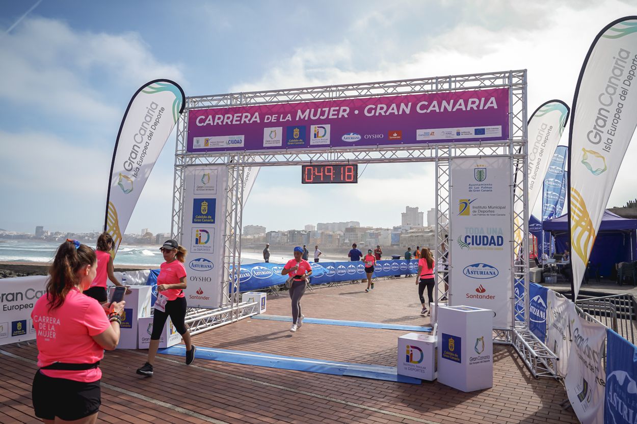 Las fotos de meta de la Carrera de la Mujer de Gran Canaria 11 48 28 15701 O