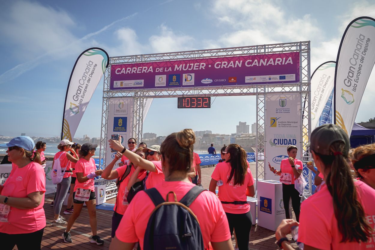 Las fotos de meta de la Carrera de la Mujer de Gran Canaria 12 02 43 15701 O