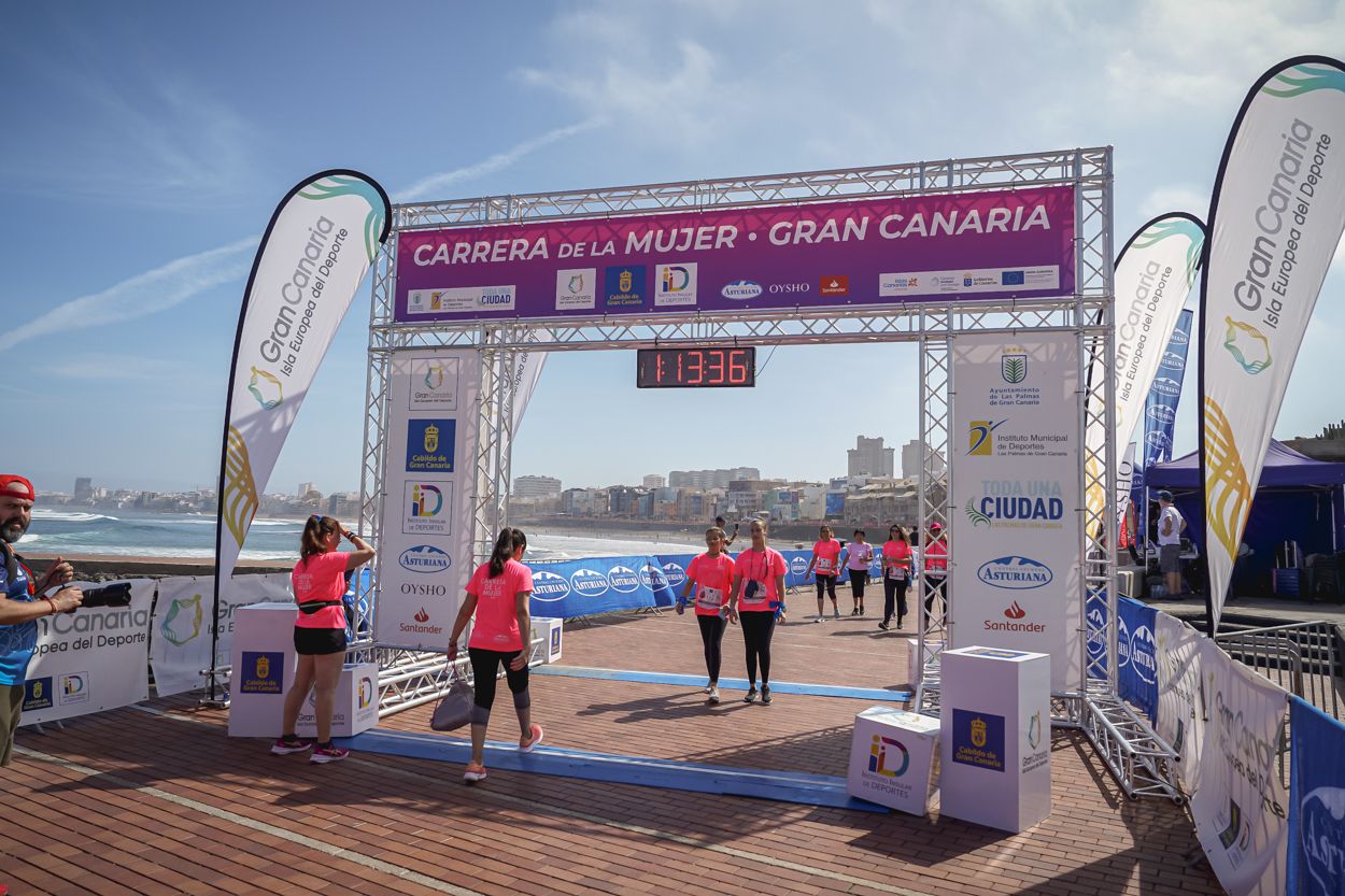 Las fotos de meta de la Carrera de la Mujer de Gran Canaria 12 12 46 15701 O