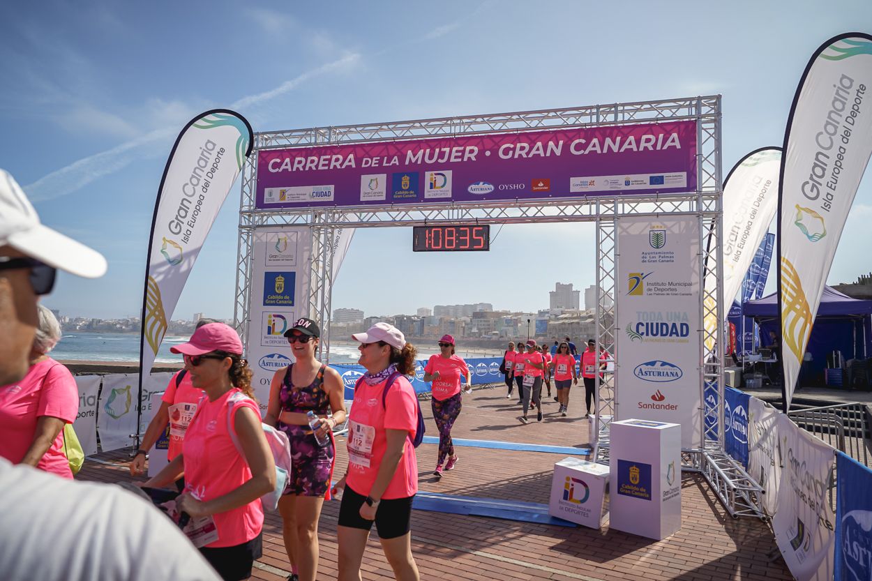 Las fotos de meta de la Carrera de la Mujer de Gran Canaria 12 07 46 15701 O