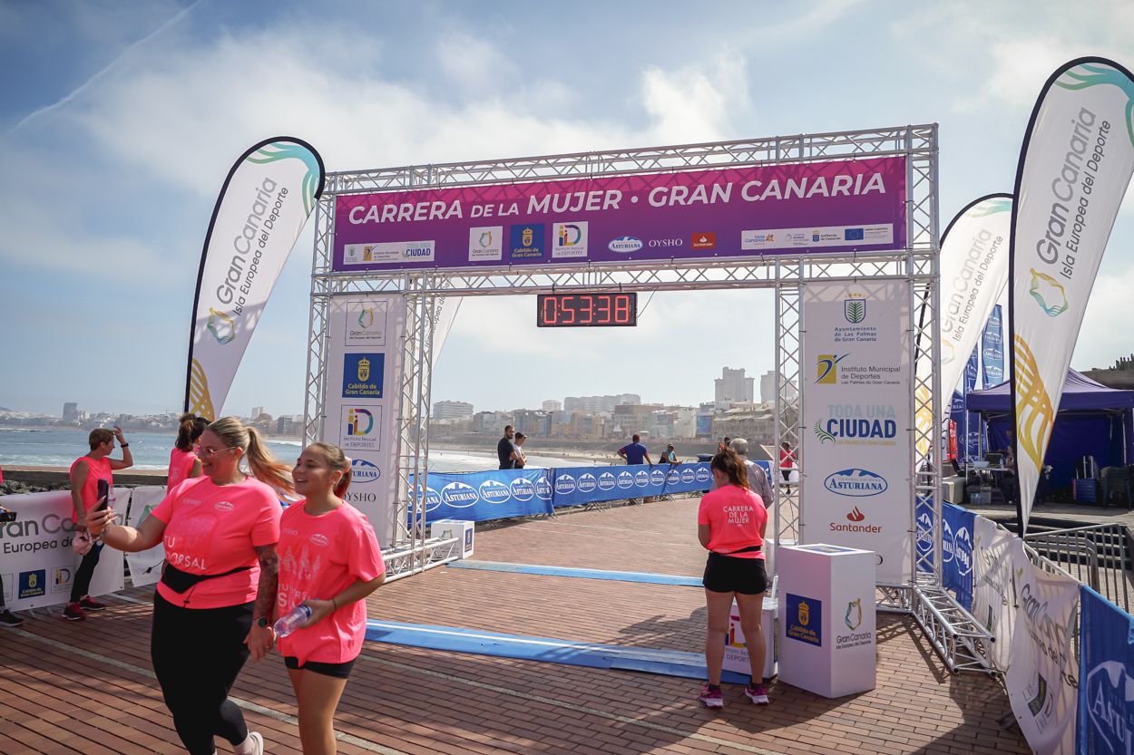 Las fotos de meta de la Carrera de la Mujer de Gran Canaria 11 52 48 15701 O