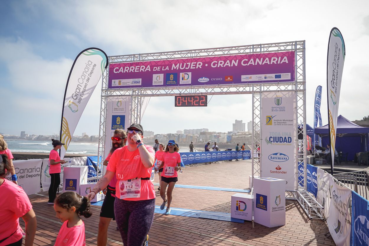 Las fotos de meta de la Carrera de la Mujer de Gran Canaria 11 43 33 15701 O
