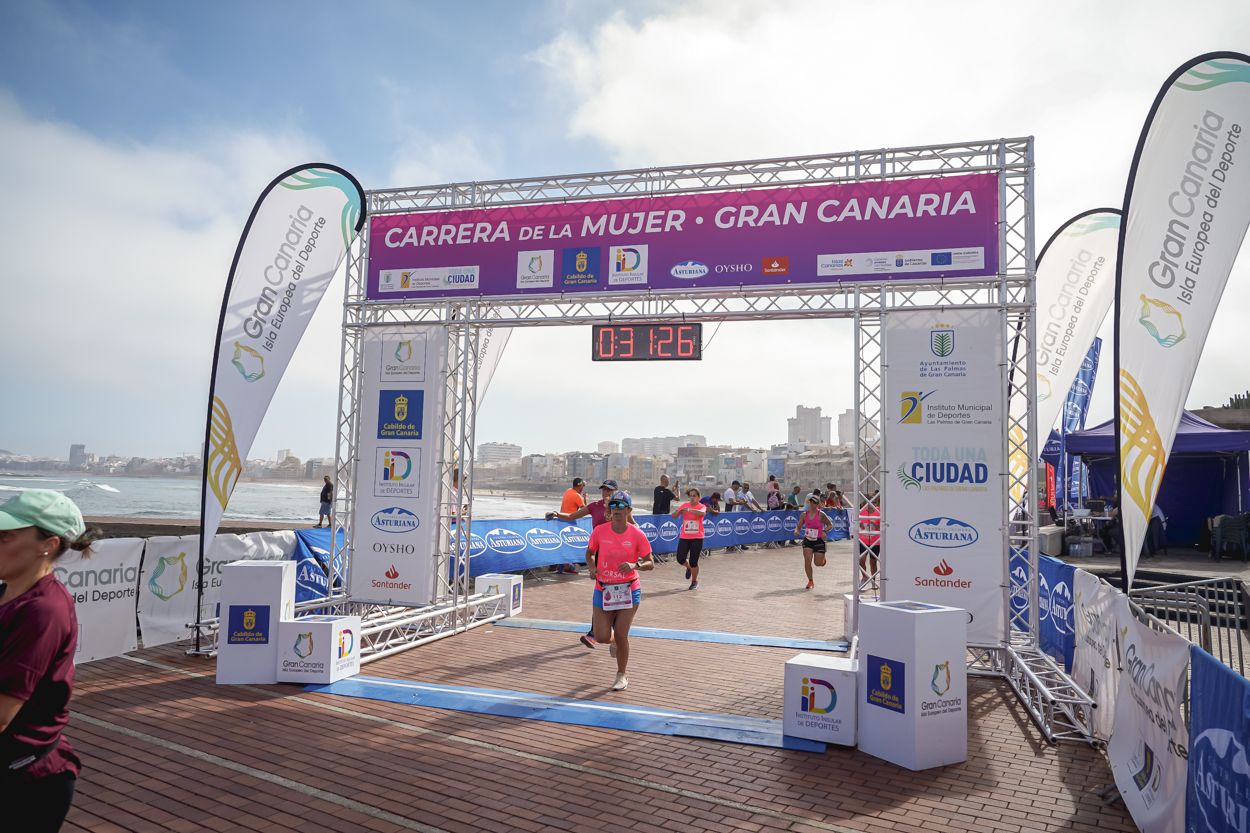 Las fotos de meta de la Carrera de la Mujer de Gran Canaria11 30 37 15701 O