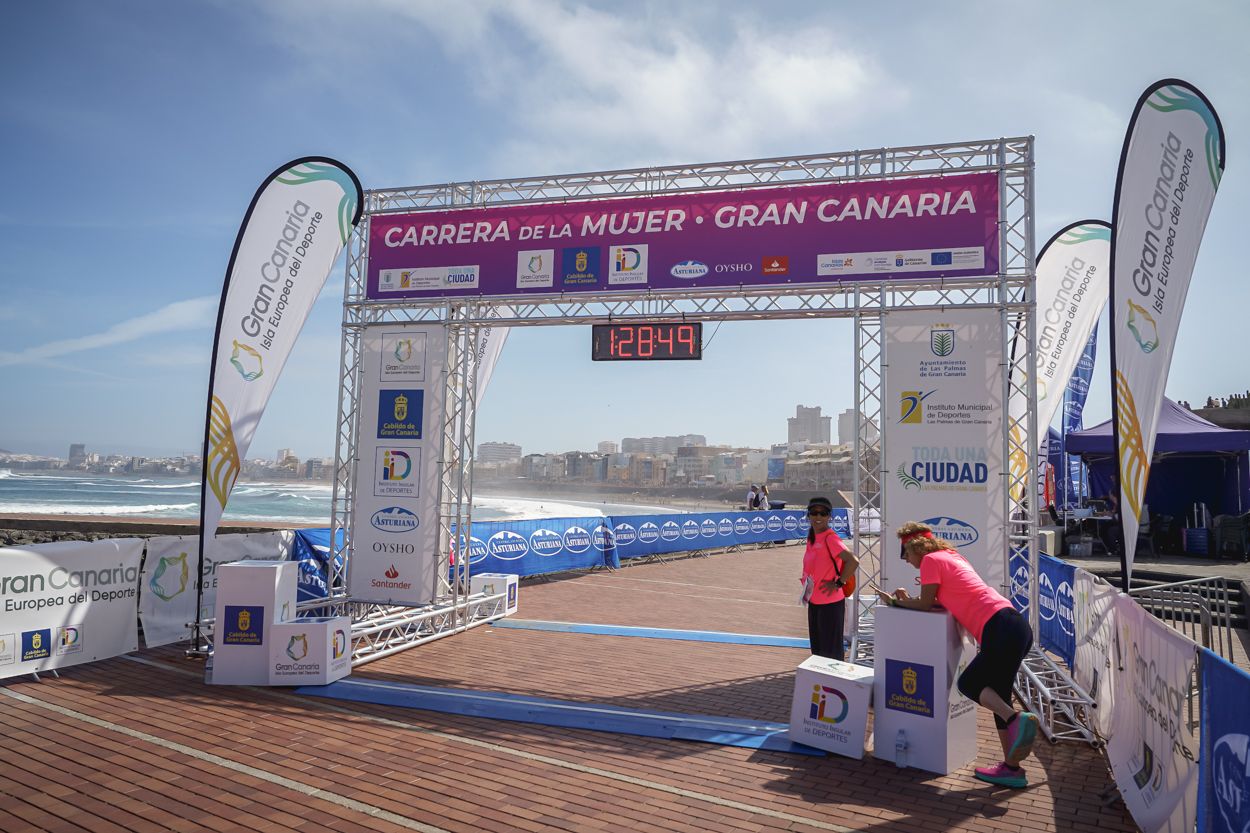Las fotos de meta de la Carrera de la Mujer de Gran Canaria 12 28 00 15701 O