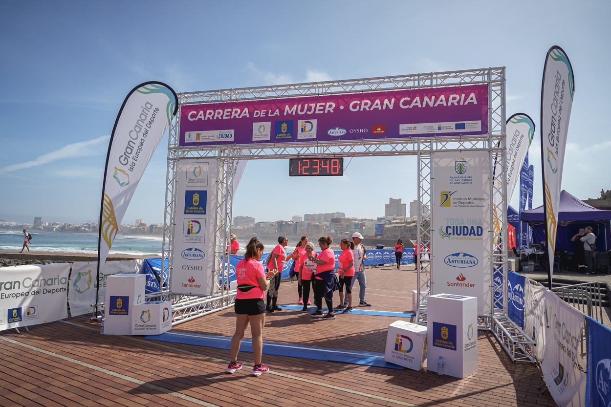 Las fotos de meta de la Carrera de la Mujer de Gran Canaria 12 22 58 15701 O