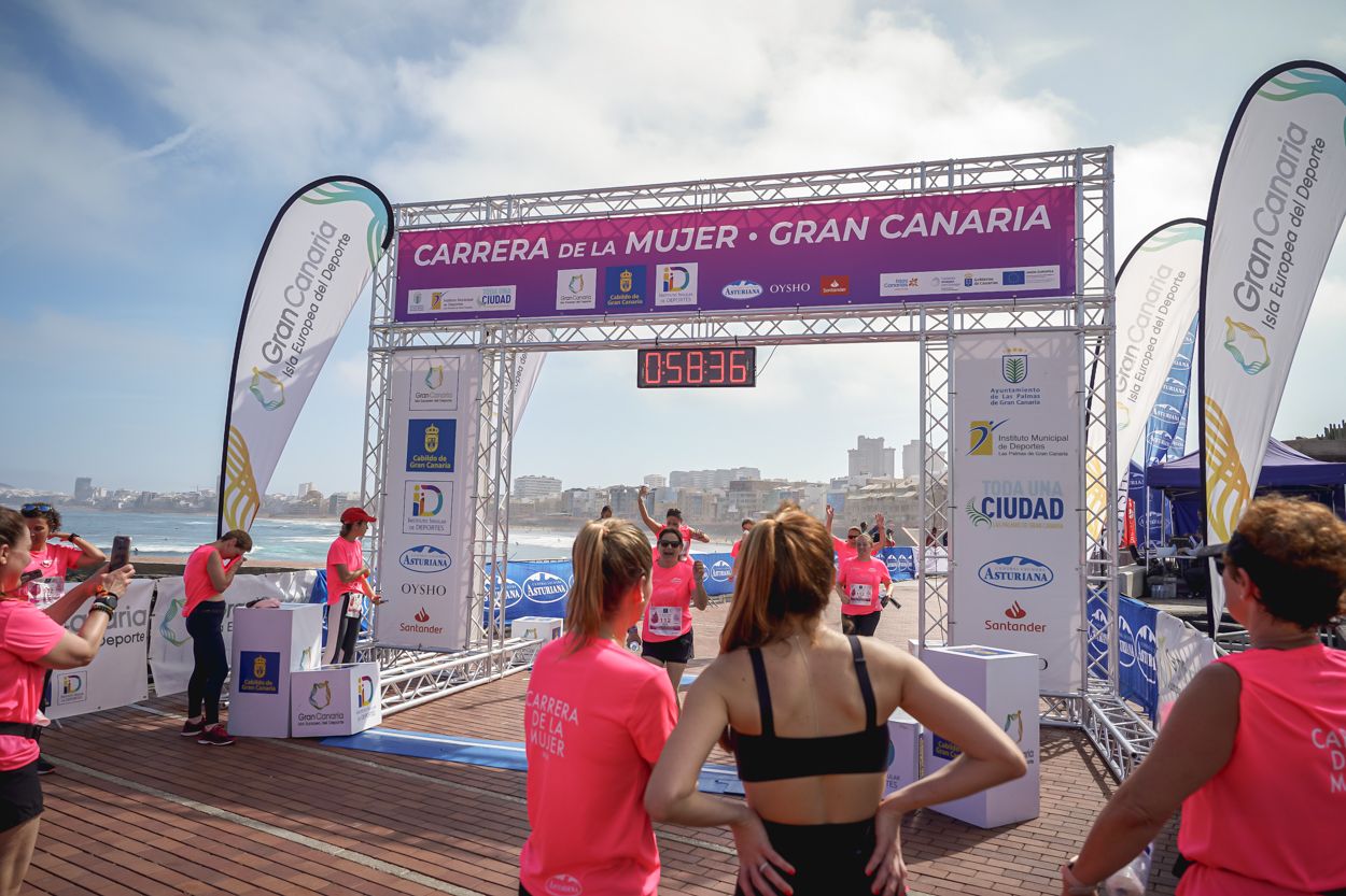 Las fotos de meta de la Carrera de la Mujer de Gran Canaria 11 57 47 15701 O