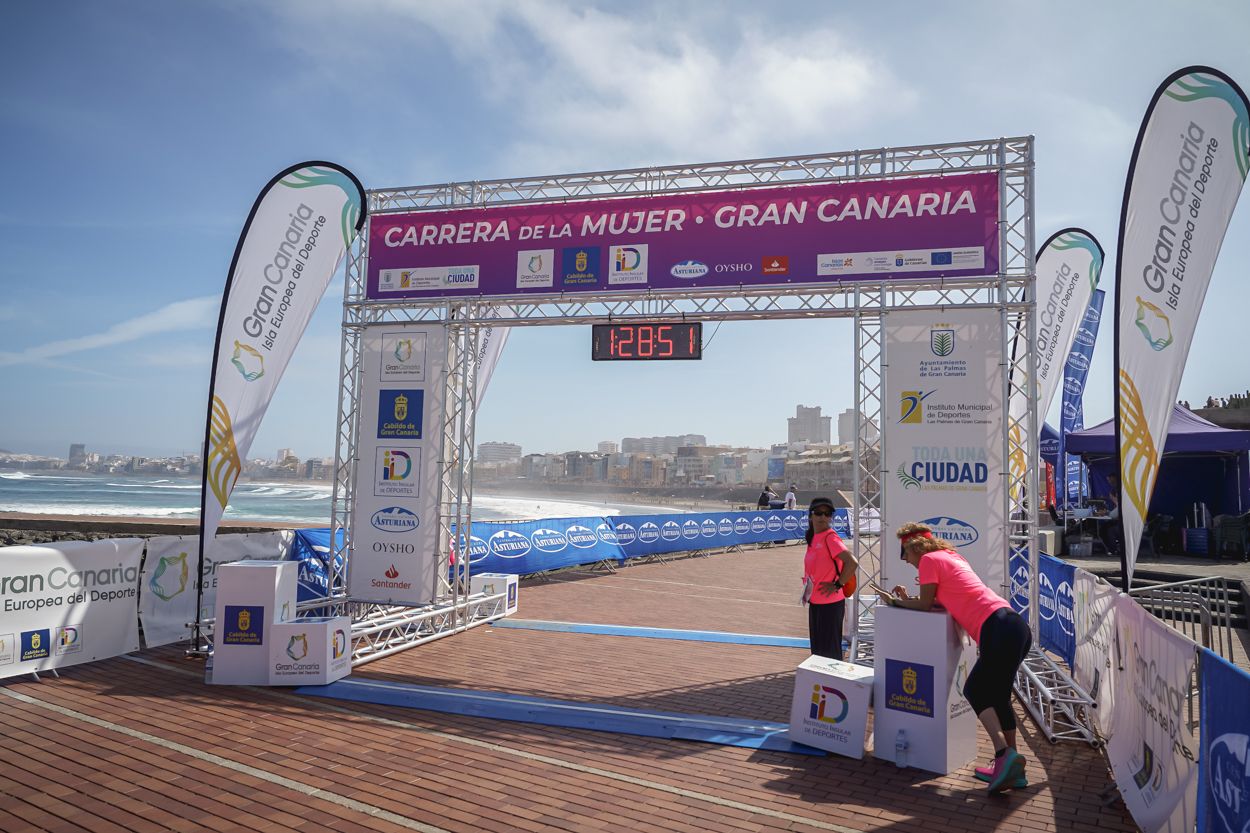 Las fotos de meta de la Carrera de la Mujer de Gran Canaria 12 28 02 15701 O