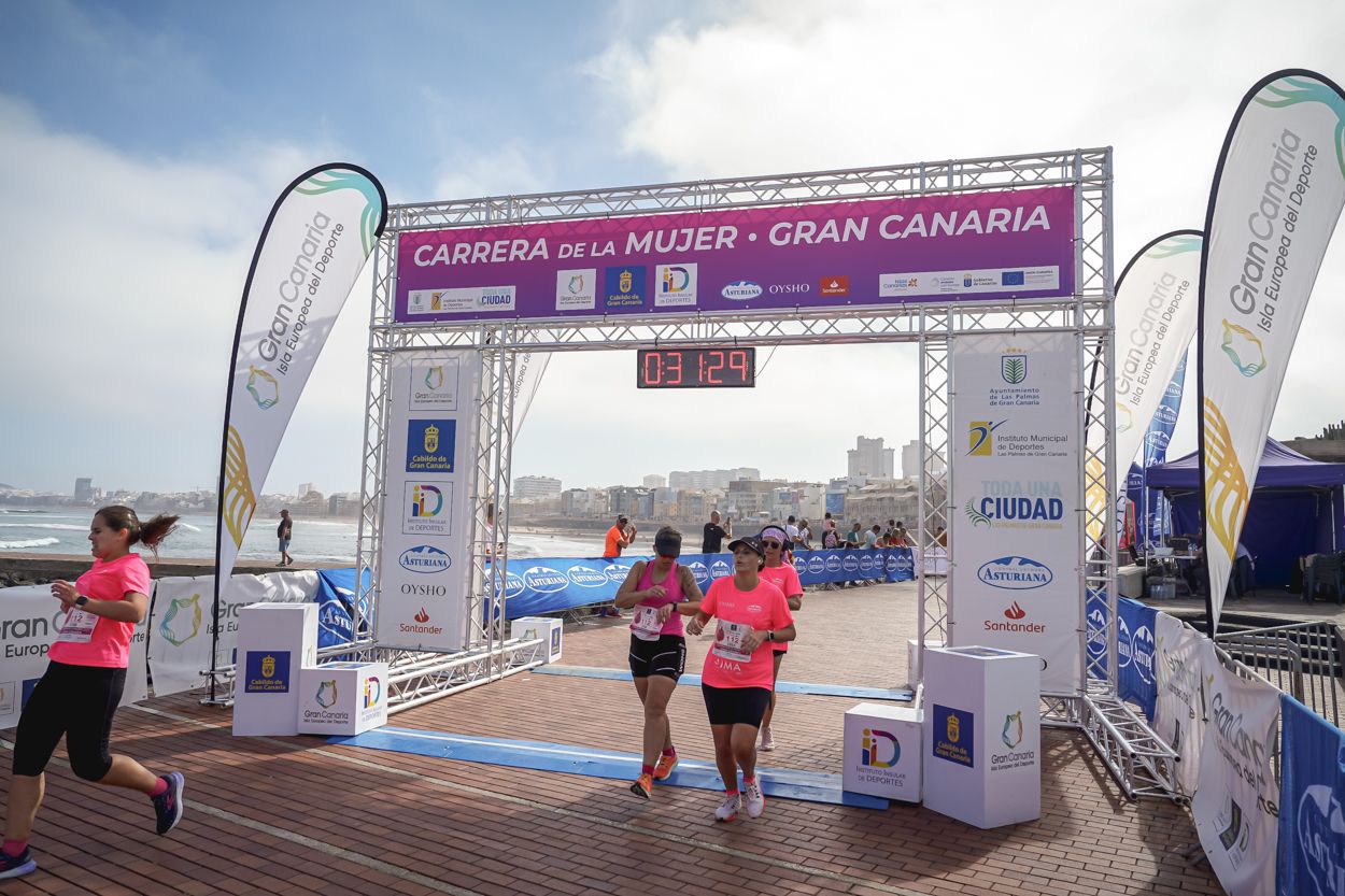 Las fotos de meta de la Carrera de la Mujer de Gran Canaria11 30 40 15701 O