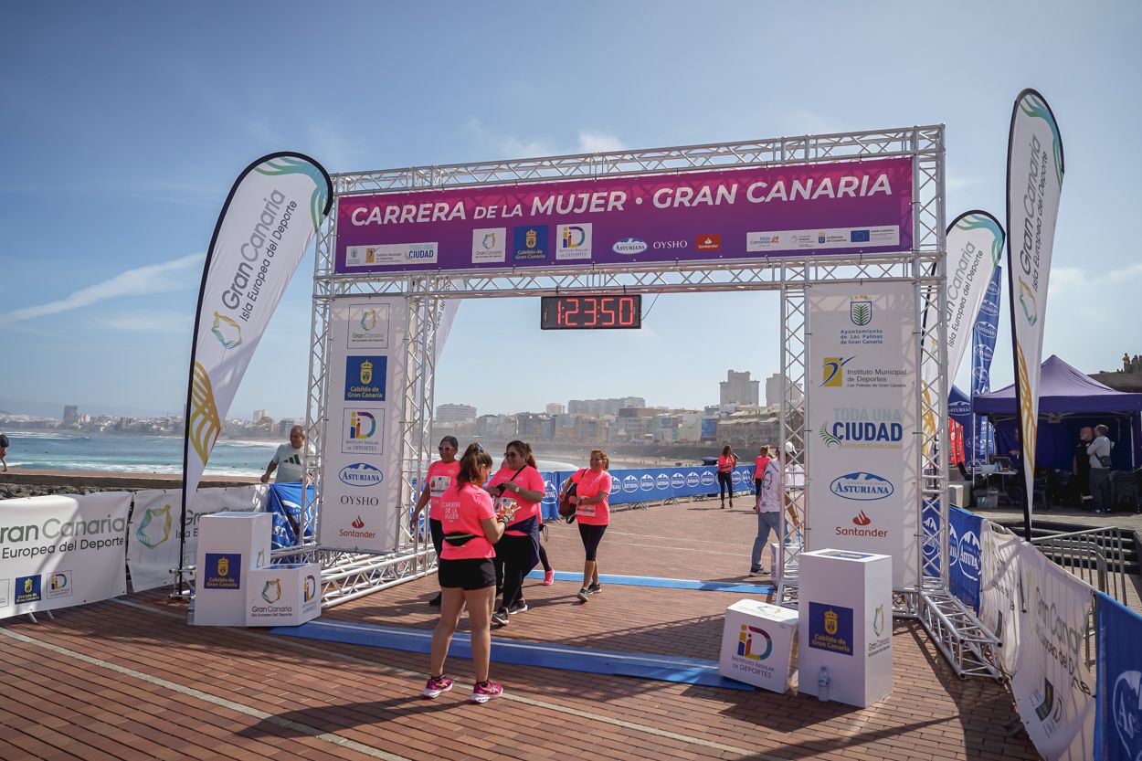 Las fotos de meta de la Carrera de la Mujer de Gran Canaria 12 23 00 15701 O
