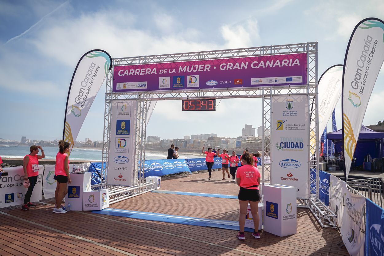Las fotos de meta de la Carrera de la Mujer de Gran Canaria 11 52 53 15701 O