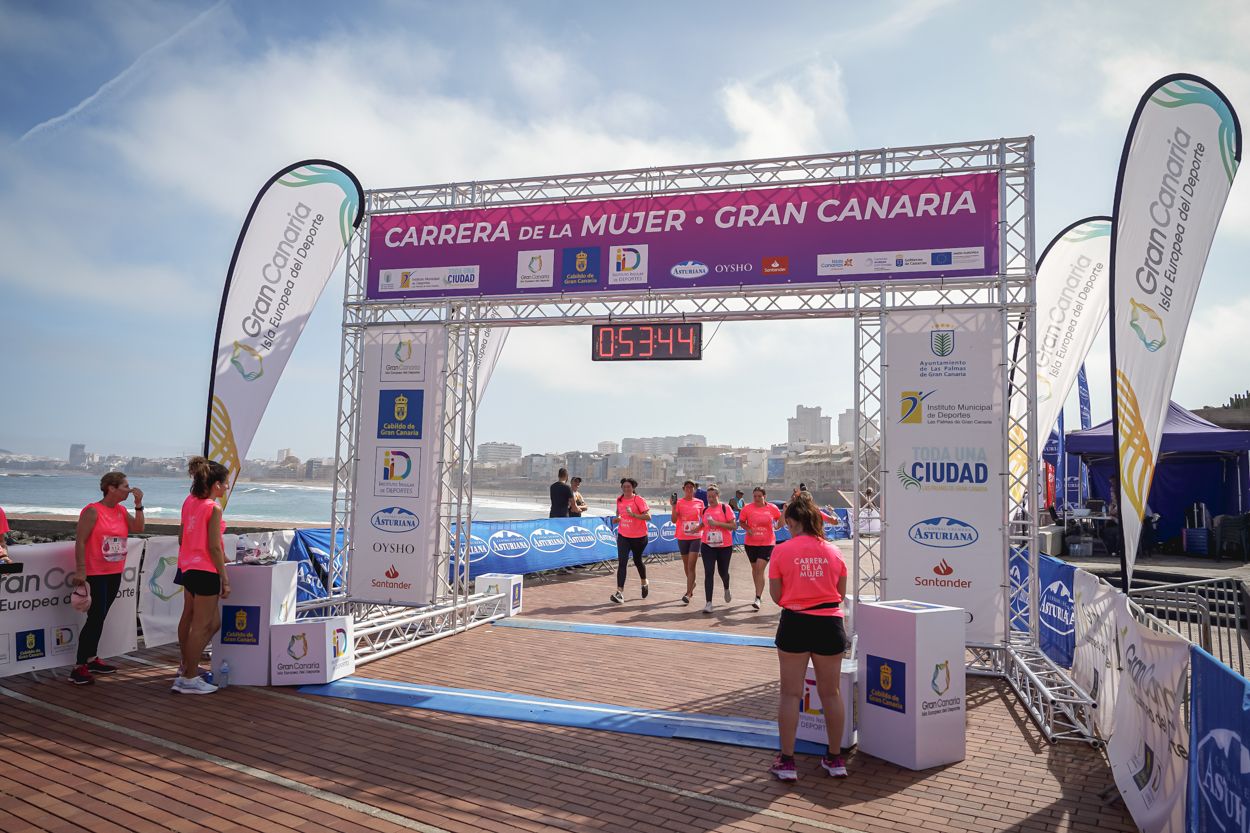 Las fotos de meta de la Carrera de la Mujer de Gran Canaria 11 52 54 15701 O