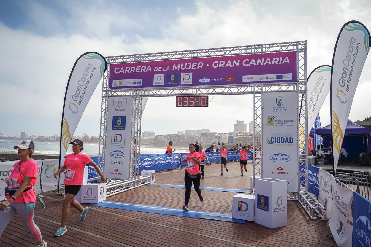 Las fotos de meta de la Carrera de la Mujer de Gran Canaria 11 34 59 15701 O