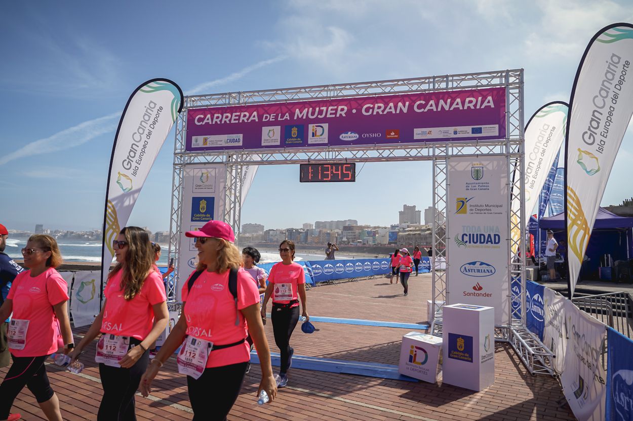 Las fotos de meta de la Carrera de la Mujer de Gran Canaria 12 12 55 15701 O