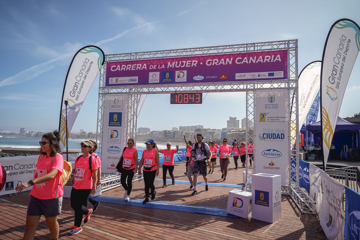 Las fotos de meta de la Carrera de la Mujer de Gran Canaria 12 07 54 15701 O