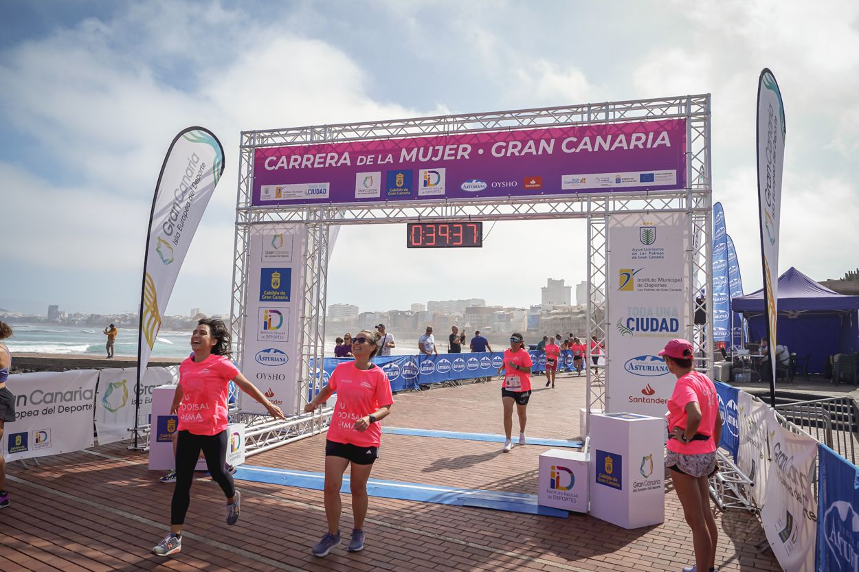 Las fotos de meta de la Carrera de la Mujer de Gran Canaria 11 38 48 15701 O