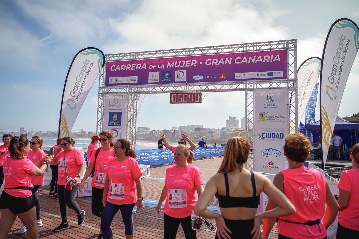 Las fotos de meta de la Carrera de la Mujer de Gran Canaria 11 57 51 15701 O