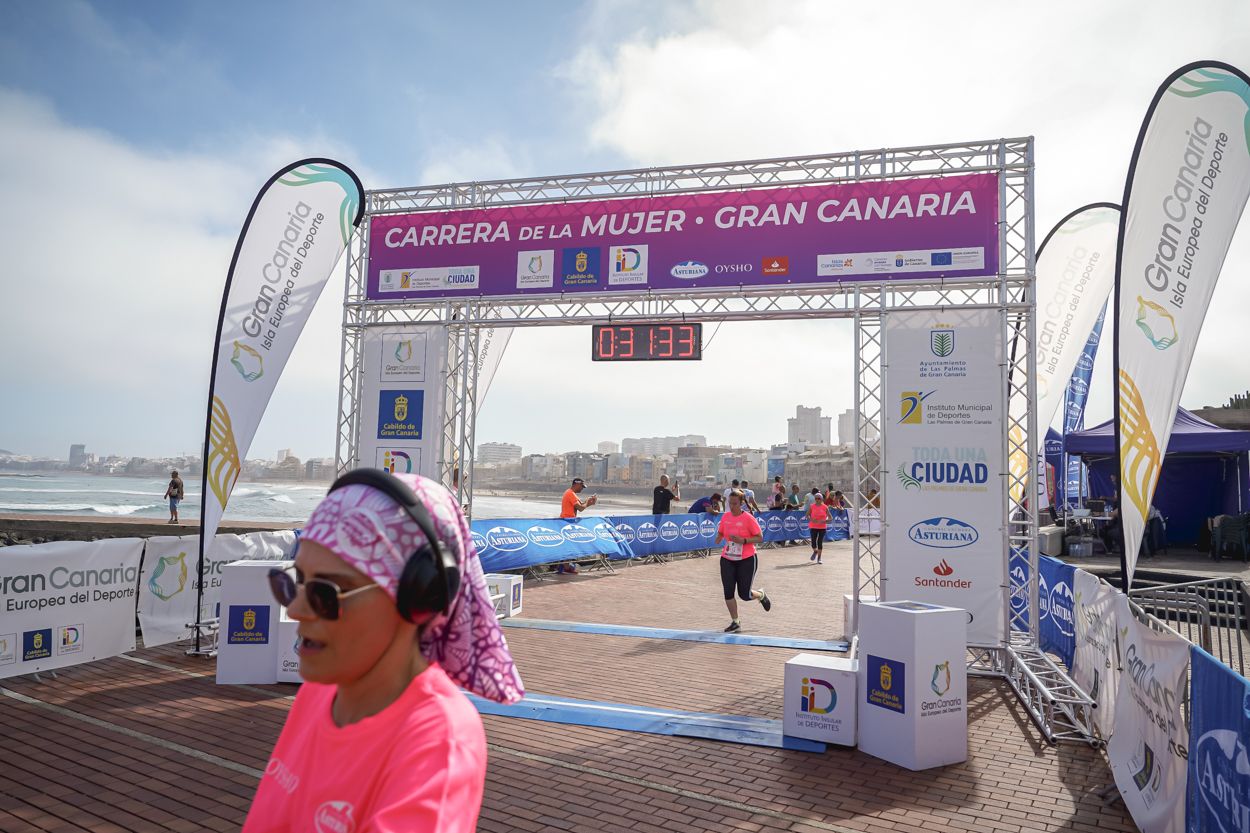 Las fotos de meta de la Carrera de la Mujer de Gran Canaria11 30 44 15701 O