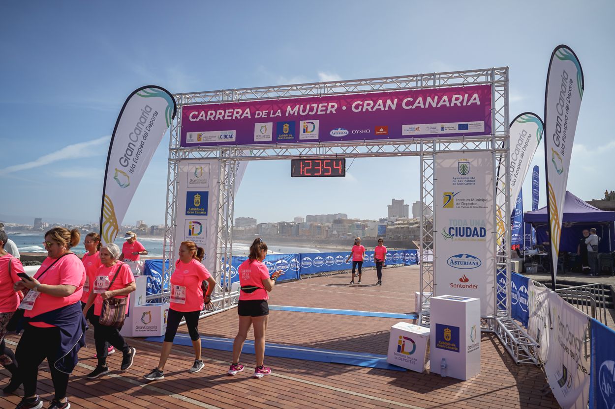 Las fotos de meta de la Carrera de la Mujer de Gran Canaria 12 23 04 15701 O
