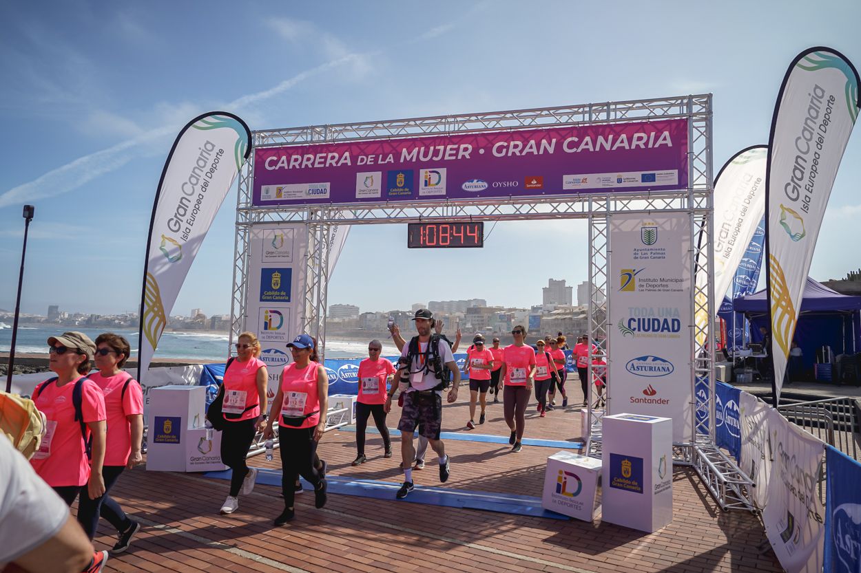 Las fotos de meta de la Carrera de la Mujer de Gran Canaria 12 07 55 15701 O