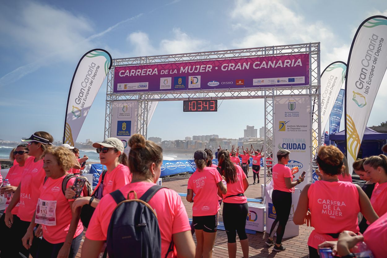Las fotos de meta de la Carrera de la Mujer de Gran Canaria 12 02 54 15701 O