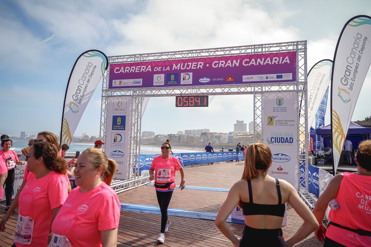 Las fotos de meta de la Carrera de la Mujer de Gran Canaria 11 57 52 15701 O