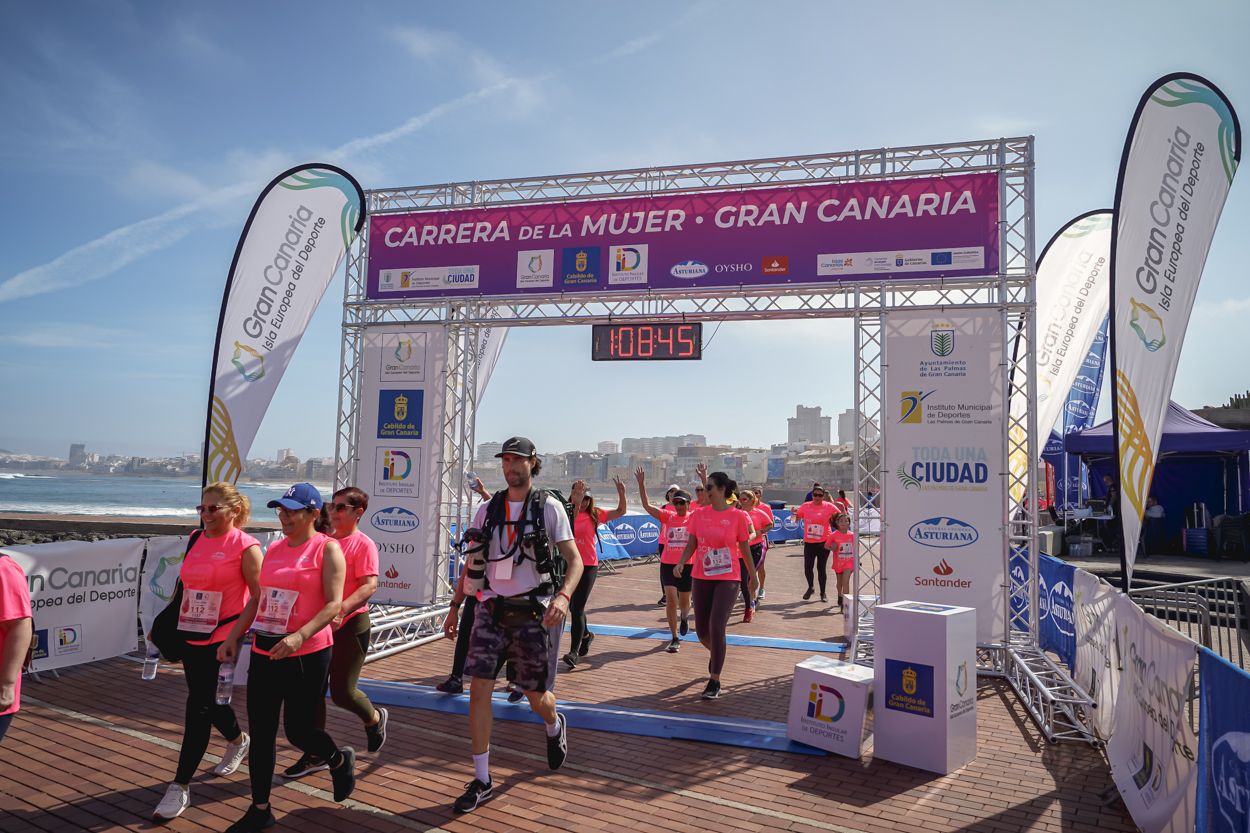 Las fotos de meta de la Carrera de la Mujer de Gran Canaria 12 07 56 15701 O