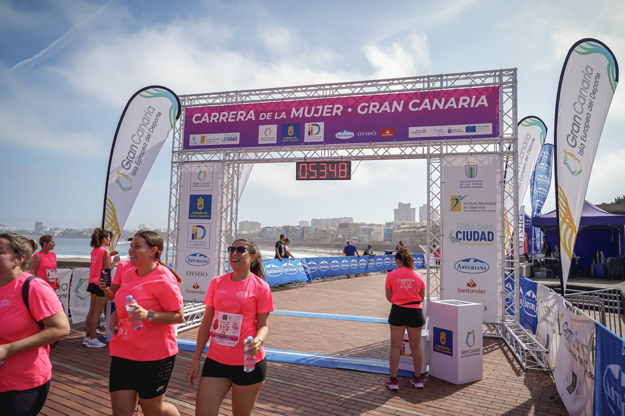 Las fotos de meta de la Carrera de la Mujer de Gran Canaria 11 52 58 15701 O