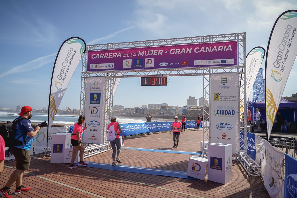 Las fotos de meta de la Carrera de la Mujer de Gran Canaria 12 12 58 15701 O