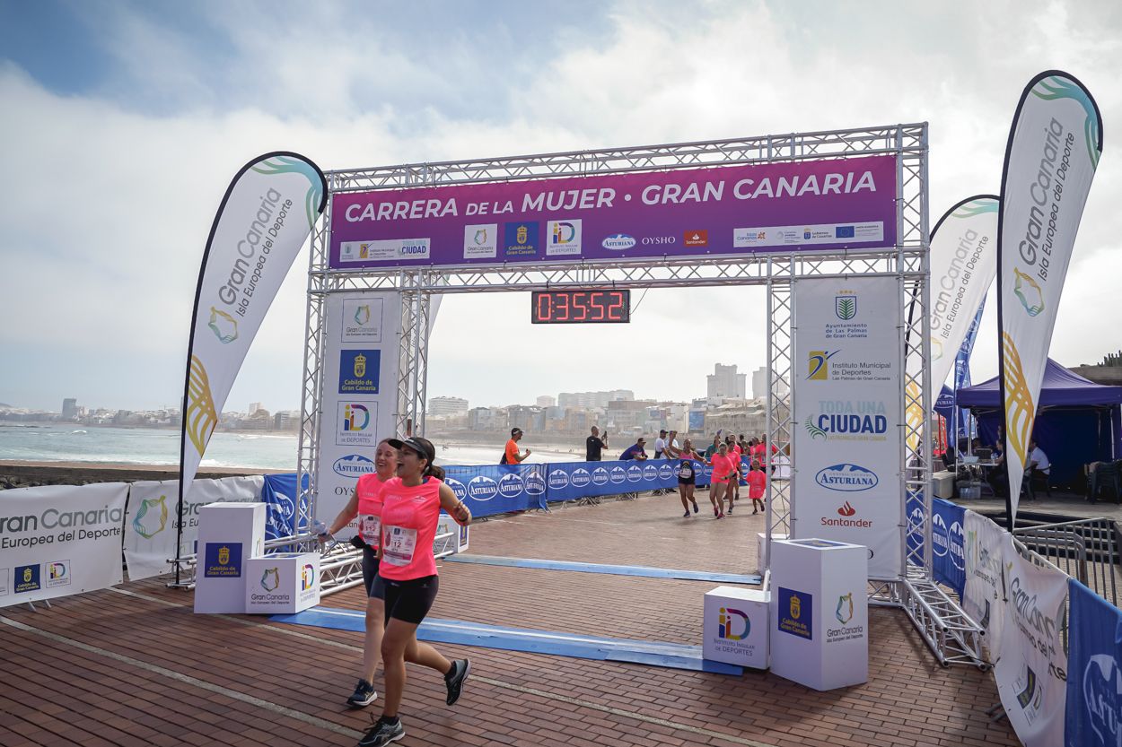 Las fotos de meta de la Carrera de la Mujer de Gran Canaria 11 35 03 15701 O