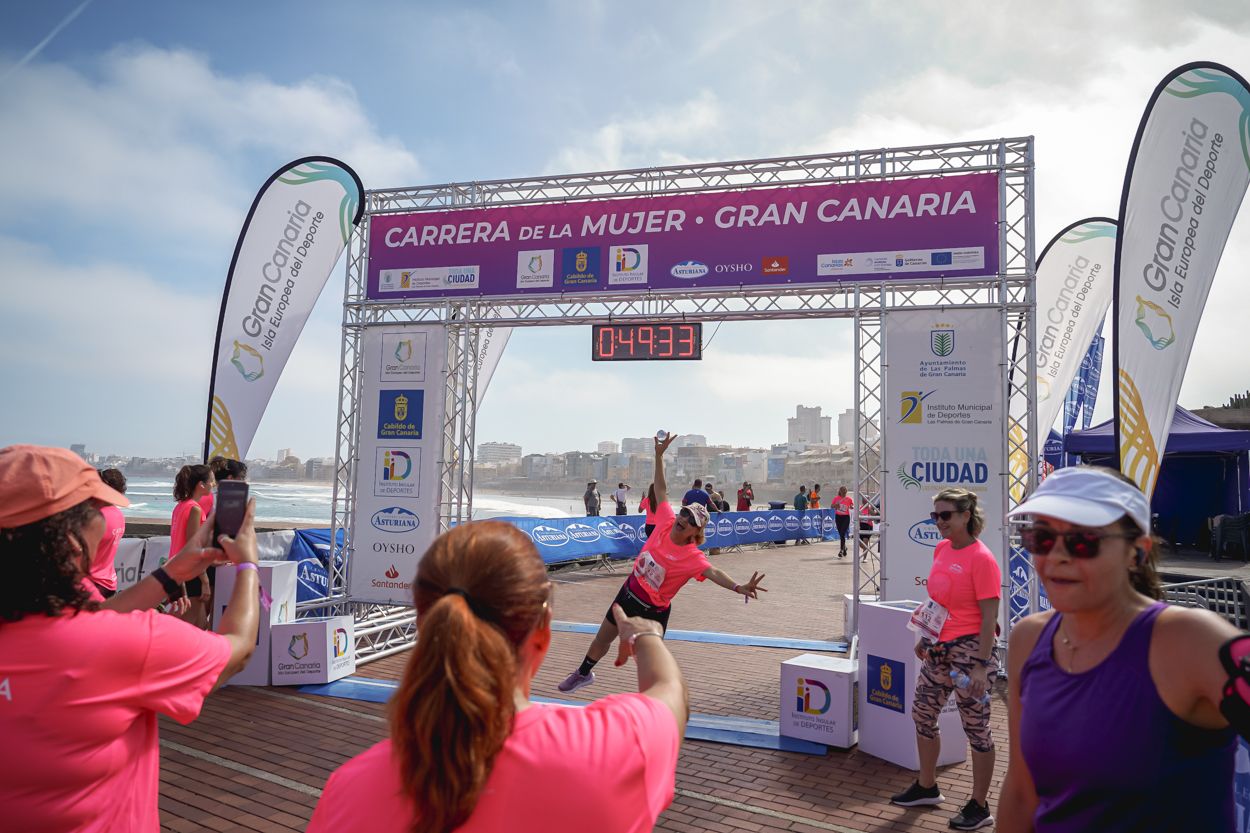 Las fotos de meta de la Carrera de la Mujer de Gran Canaria 11 48 43 15701 O