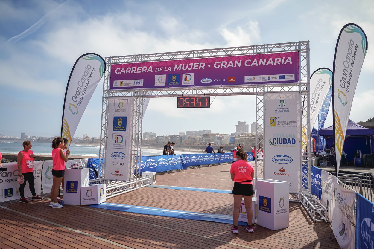 Las fotos de meta de la Carrera de la Mujer de Gran Canaria 11 53 02 15701 O