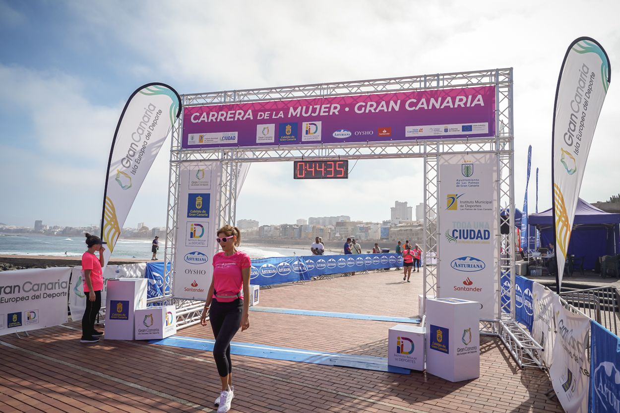 Las fotos de meta de la Carrera de la Mujer de Gran Canaria 11 43 46 15701 O