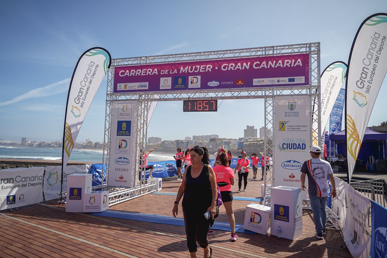 Las fotos de meta de la Carrera de la Mujer de Gran Canaria 12 18 08 15701 O
