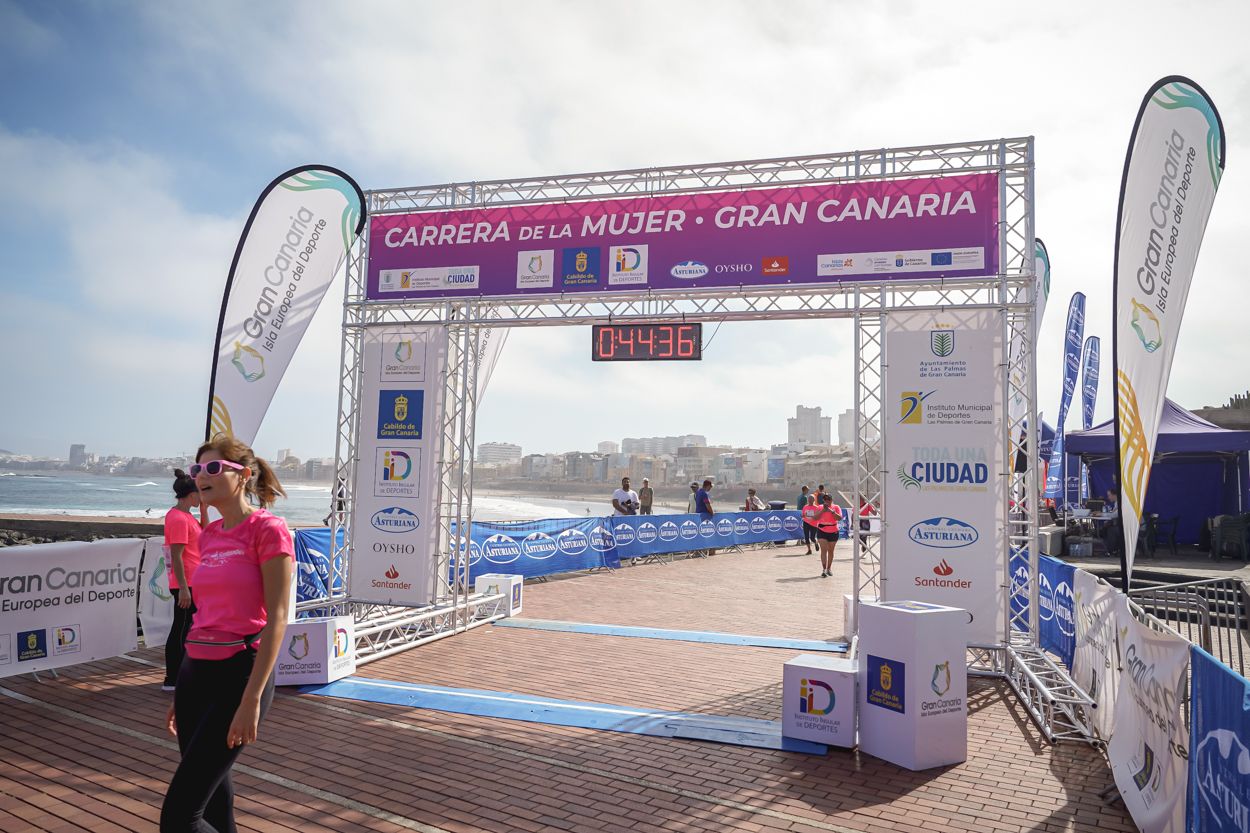 Las fotos de meta de la Carrera de la Mujer de Gran Canaria 11 43 47 15701 O