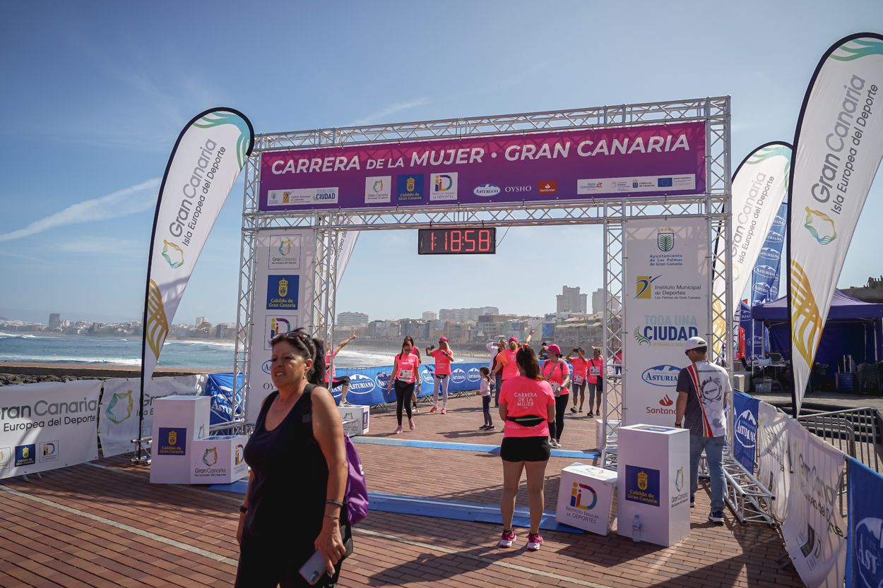 Las fotos de meta de la Carrera de la Mujer de Gran Canaria 12 18 09 15701 O