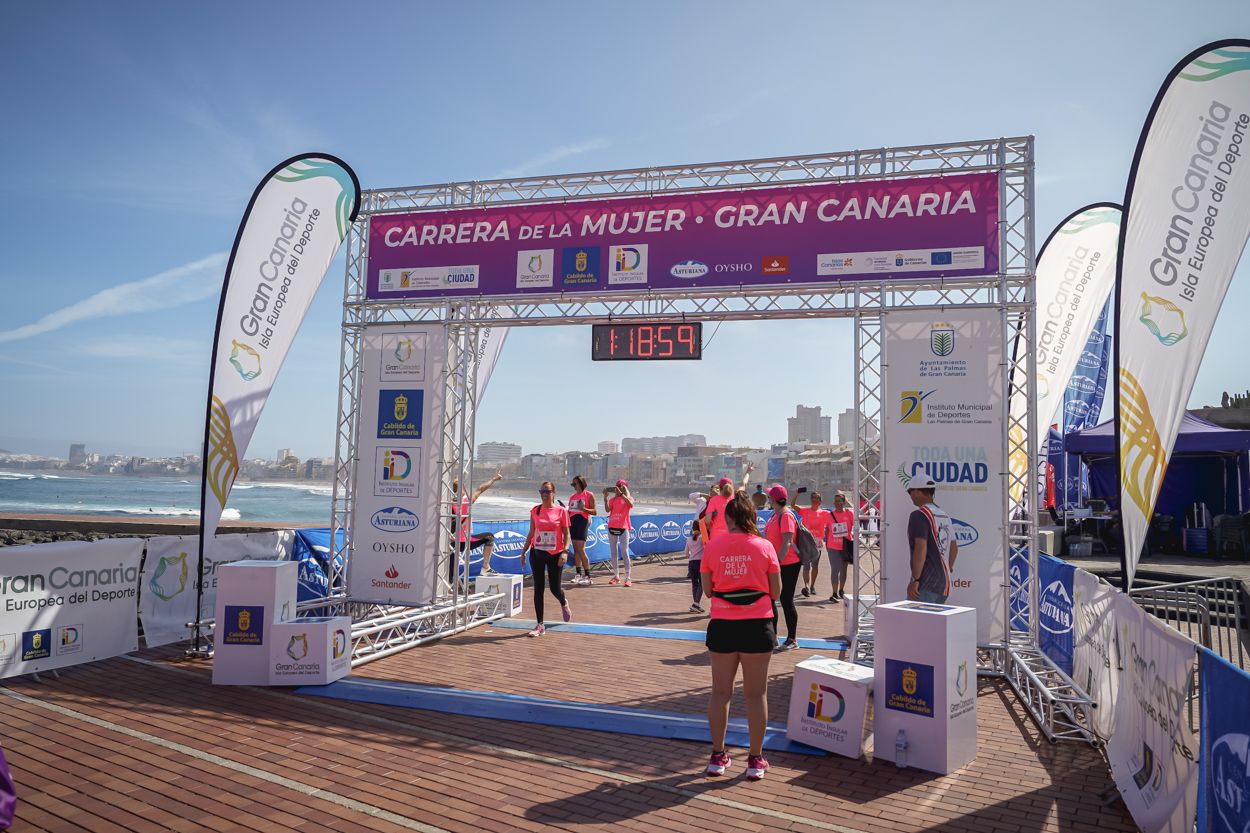 Las fotos de meta de la Carrera de la Mujer de Gran Canaria 12 18 10 15701 O