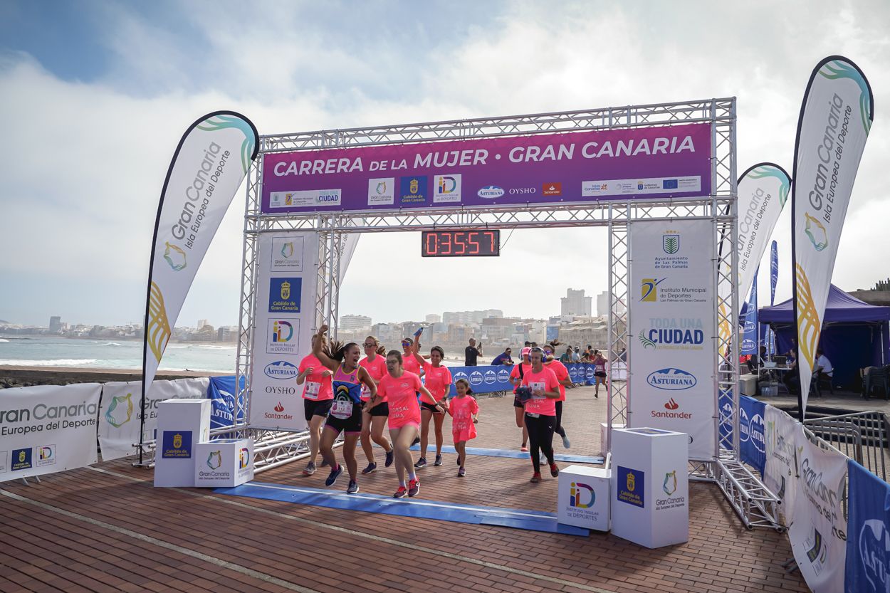 Las fotos de meta de la Carrera de la Mujer de Gran Canaria 11 35 08 15701 O