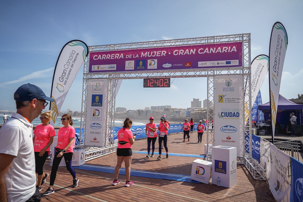 Las fotos de meta de la Carrera de la Mujer de Gran Canaria 12 23 13 15701 O